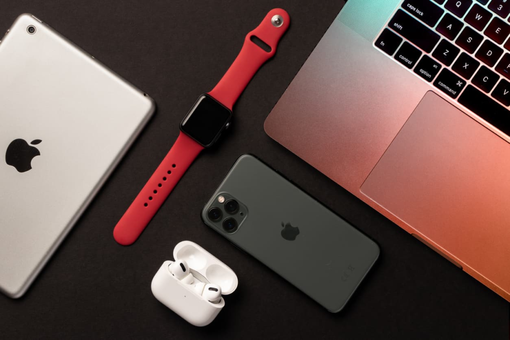 Apple products: iPad, Apple Watch, iPhone, Airpods and Macbook